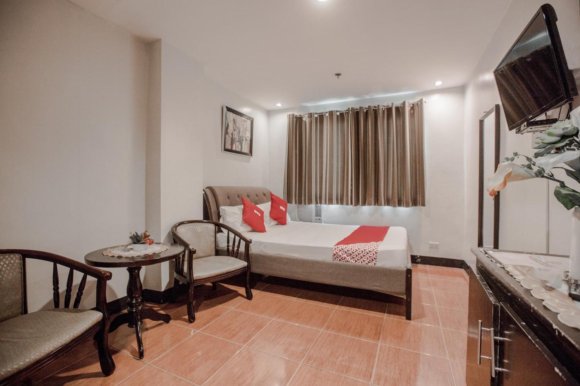 OYO 714 Haeinsa Condotel Quezon City Exterior foto