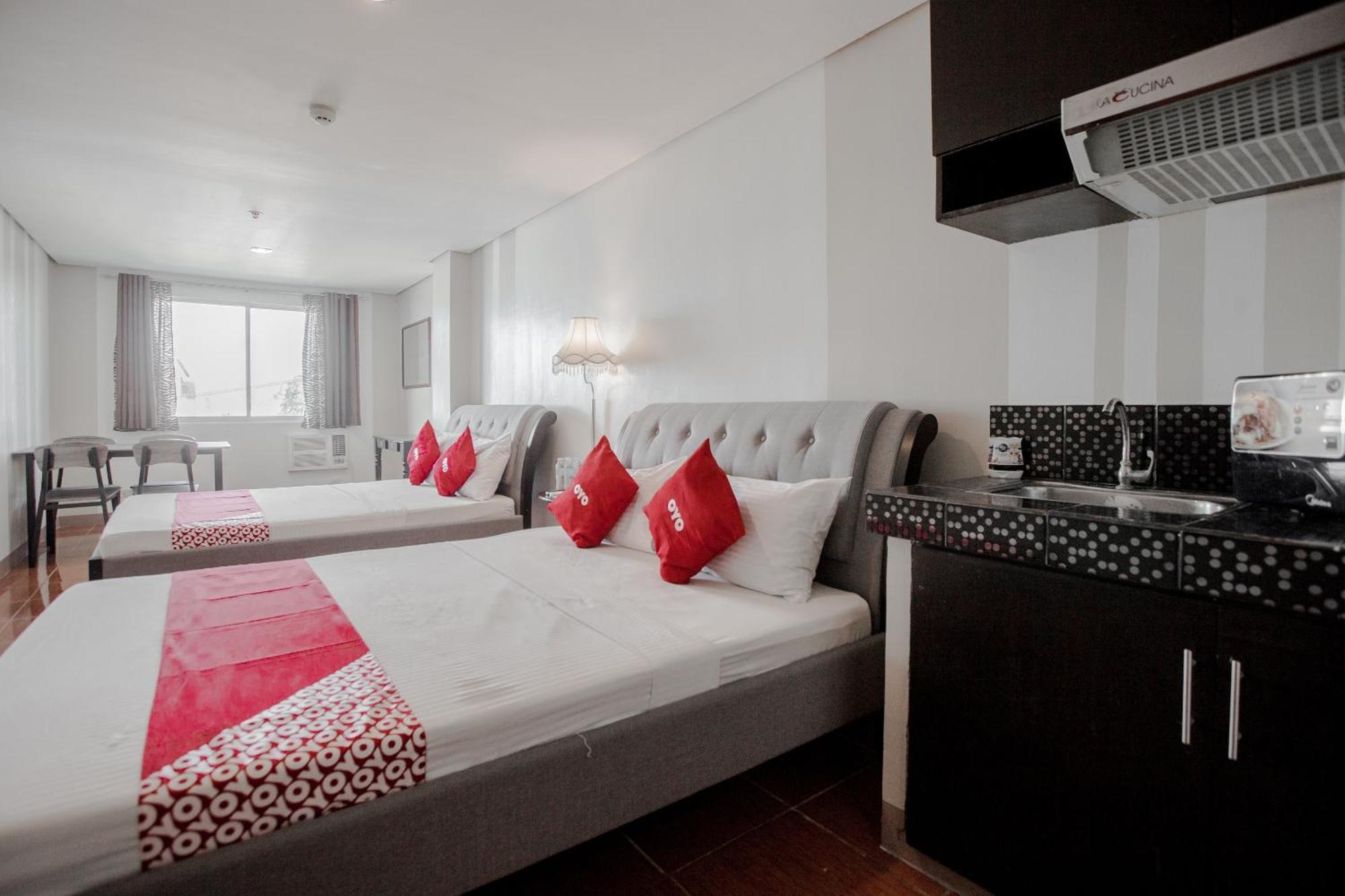 OYO 714 Haeinsa Condotel Quezon City Exterior foto