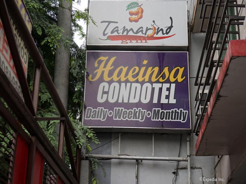 OYO 714 Haeinsa Condotel Manila Exterior foto